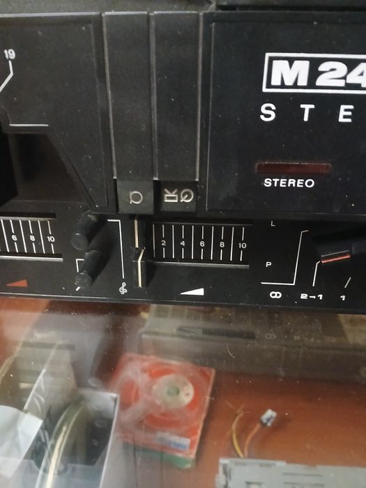 Стереомагнетофон,ролков