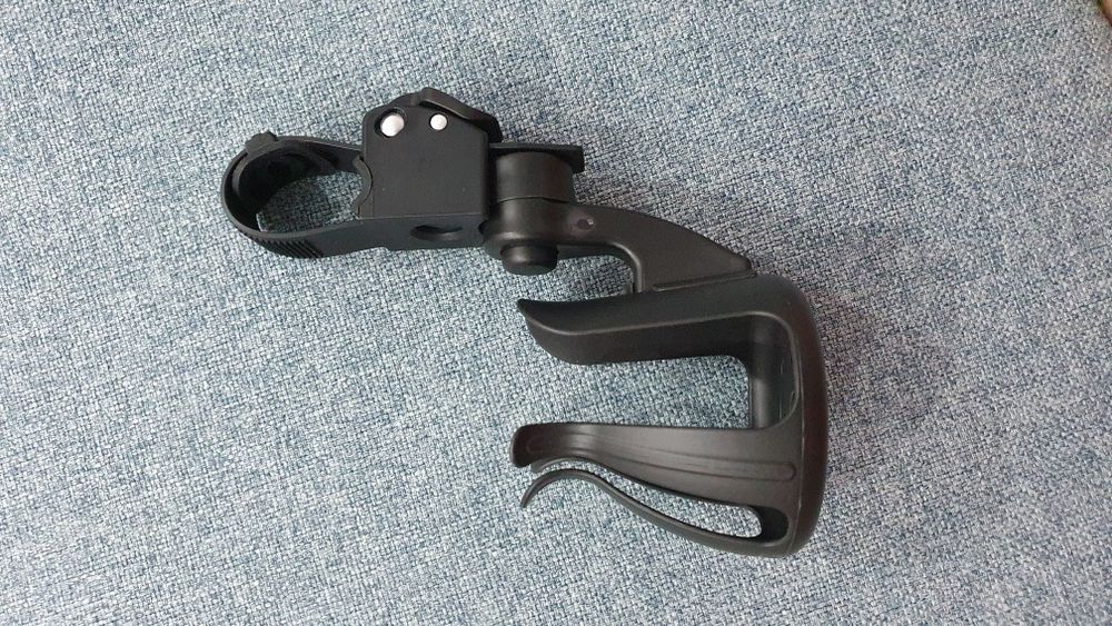 Suport pentru sticle si biberoane Clip&Go Cup Holder, Reer