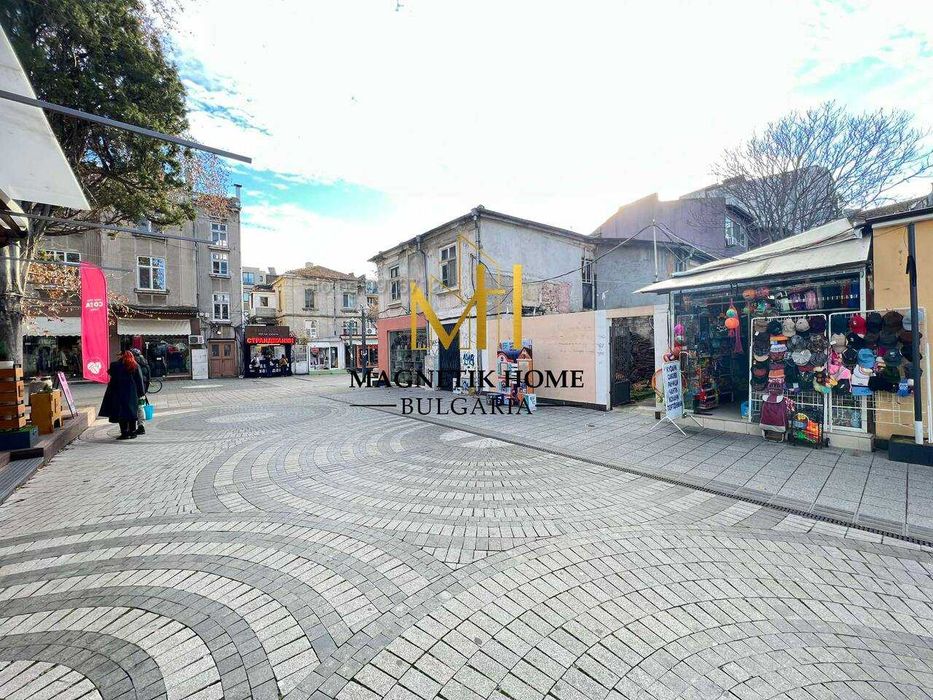 Дава се под наем Магазин в Бургас, Център - 25 кв.м за 300.9 € - Снимка #2