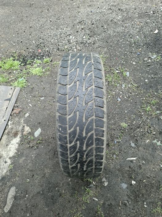 Продам резины 235 70 Р16