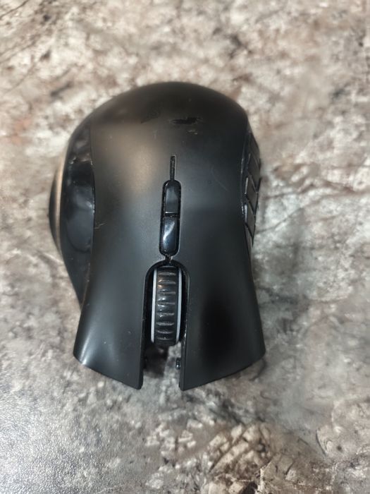 Продам безпроводную мышь razer naga epic