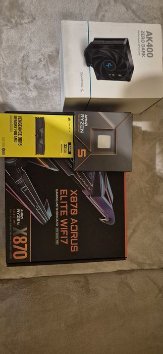Vand corsair 2x16gb 6000mhz, gigabyte x870 aorus elite etc..