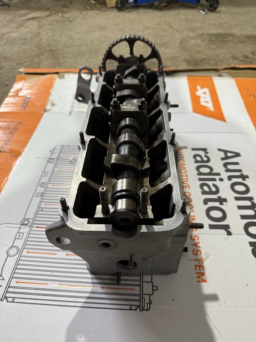 Продам ГБЦ на Ауди. Обьем 1,8