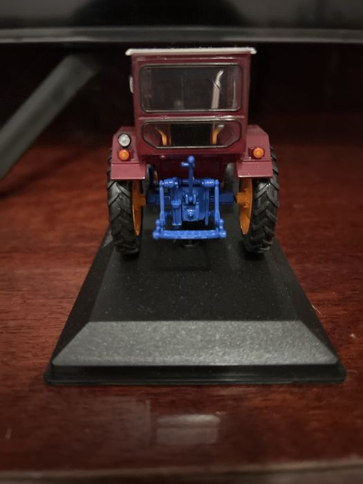 Tractor utb 650 scara 1/43