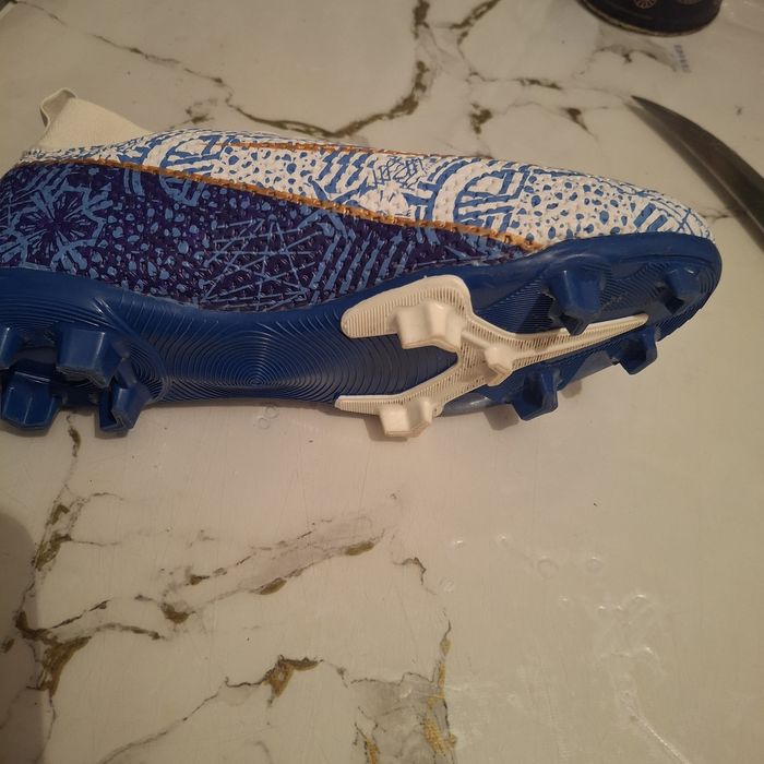 Футбольные бутсы