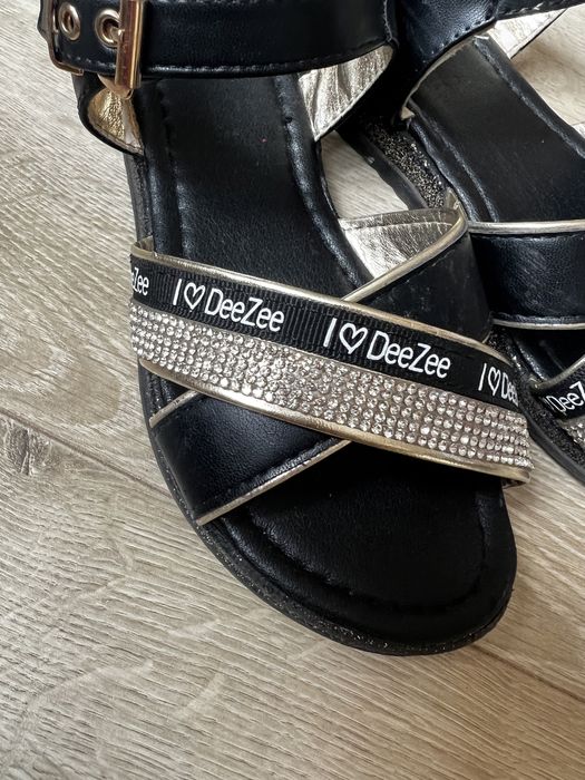 Детски сандали