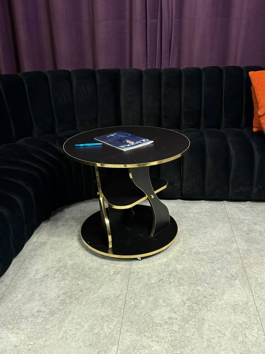 Журнальный столик