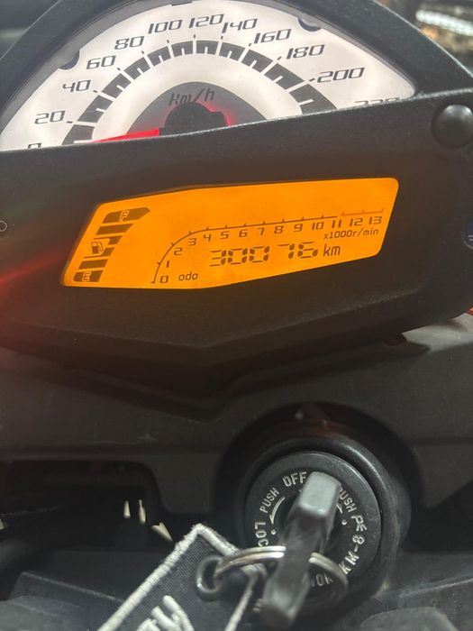 Kawasaki ER-6n 2010 ABS – Întreținut impecabil!