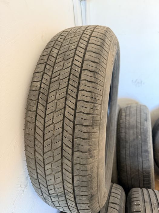 Продам резину 215/70 R16