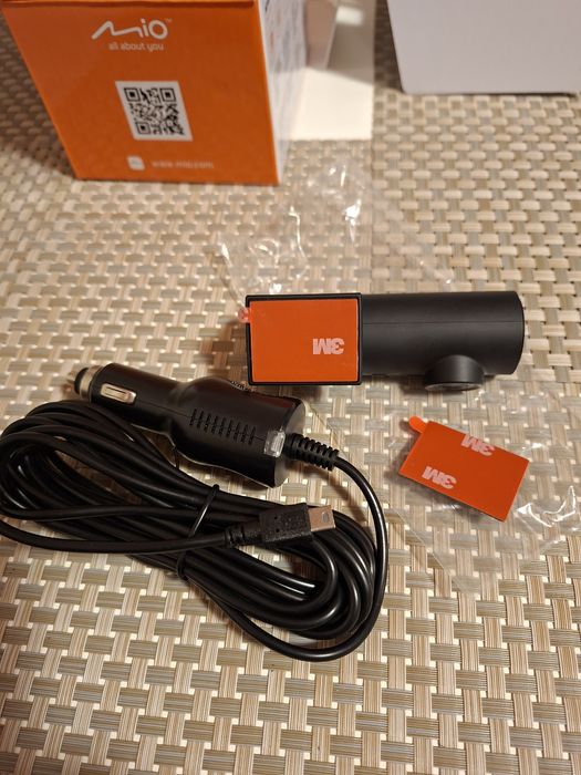 Cameră auto dashcam mio mivue j30