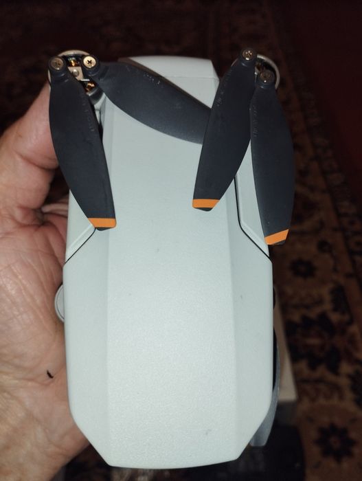 Djl Mini SE квадракоптер