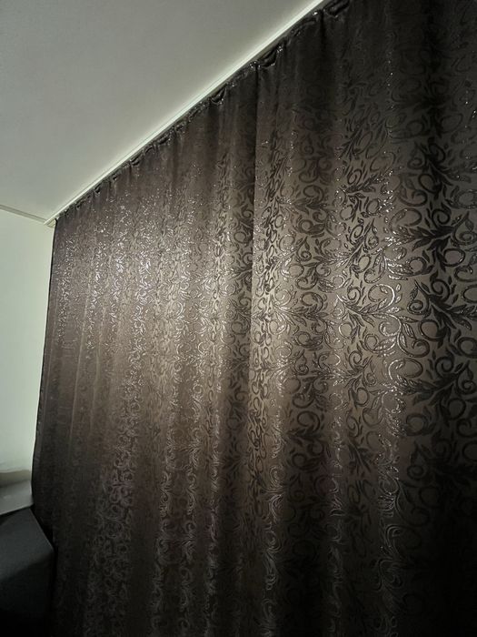 Затъмняващи завеси