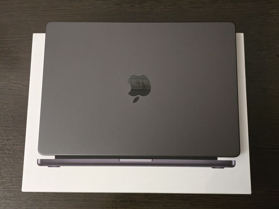 MacBook Pro 14 M4PRO 24/1TB новый