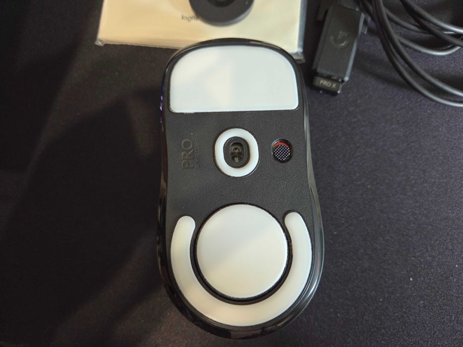 Mouse gaming Logitech G Pro X Superlight + custom skates