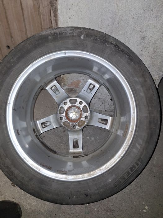 Джанти Dezent 17 5x120 ET 35