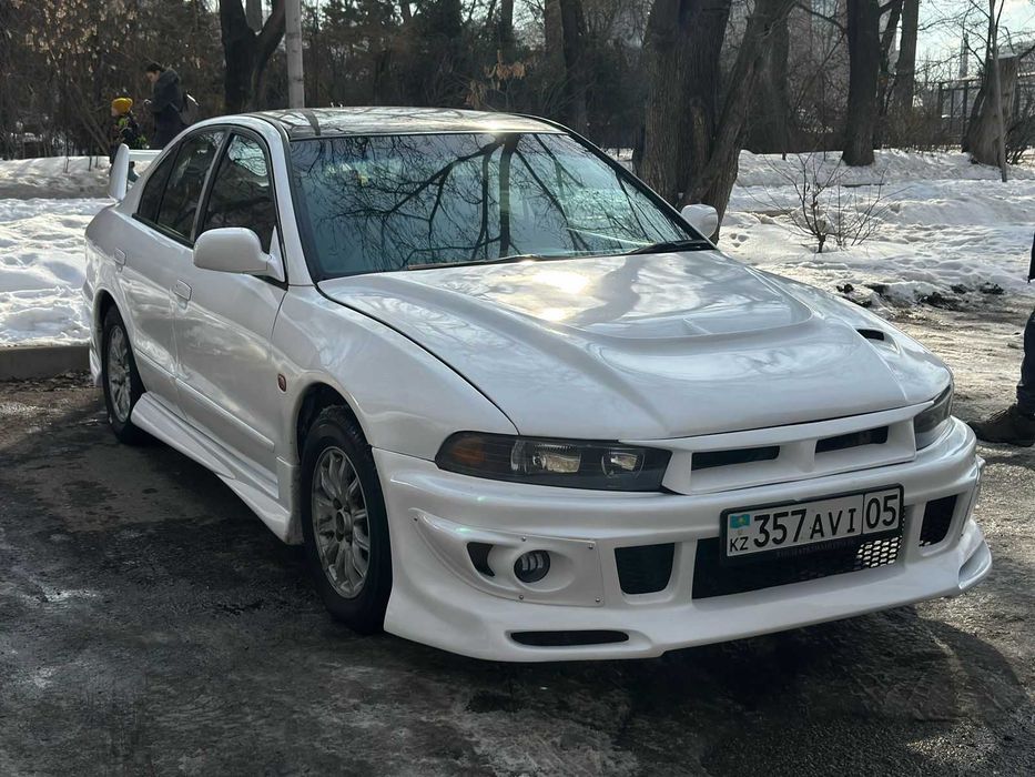 Бампер Митсубиси Галант 8 Mitsubishi Galant 8