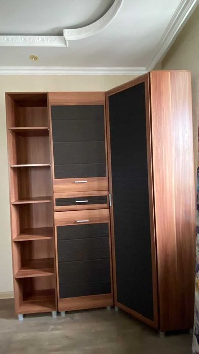Шкафы для одежды