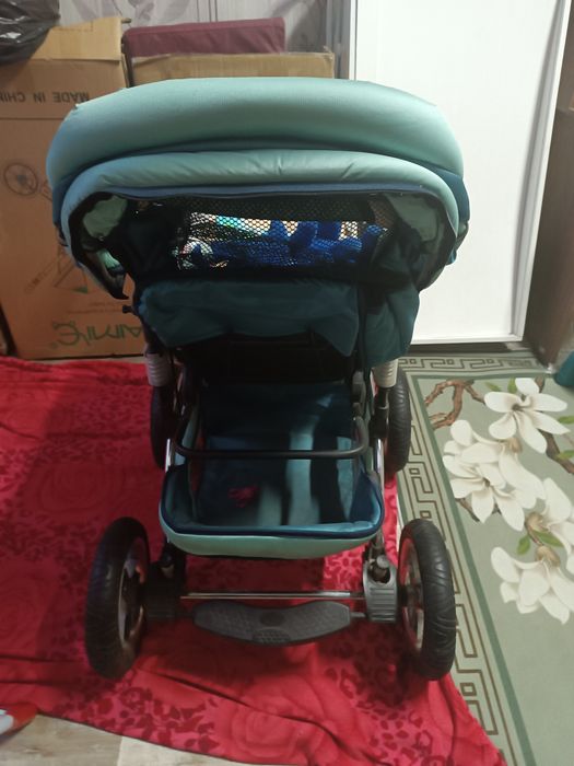 Продам прогулочная коляска
