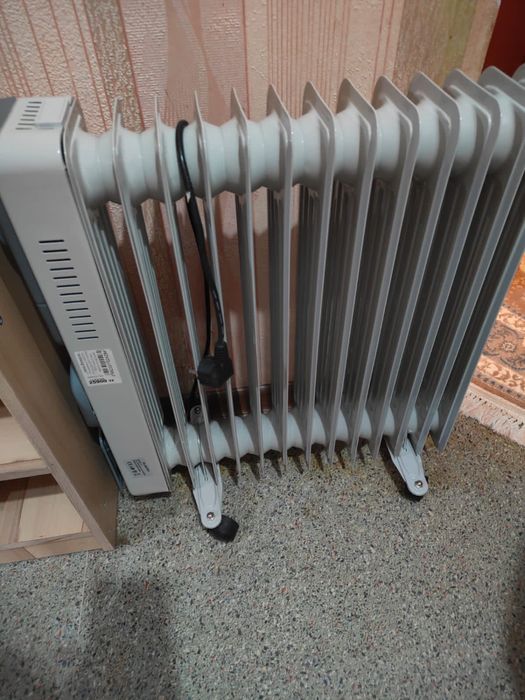 Масляный радиатор(обогреватель)