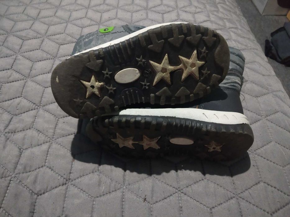 Топли ботуши непромокаеми