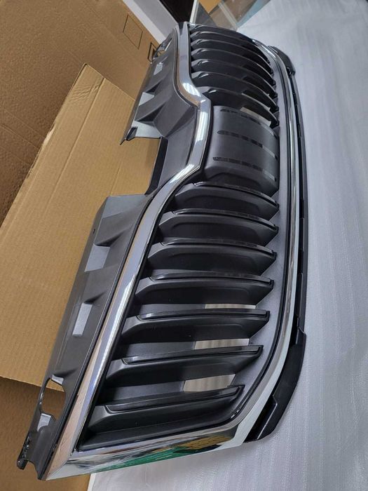 Решетка радиатора Skoda Octavia A7 рестайл
