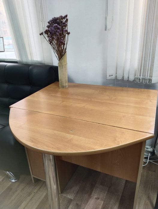 Продам стол для офиса