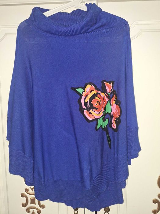 Пончо в различни цветове