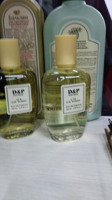 В наличии Парфюм женские , мужские