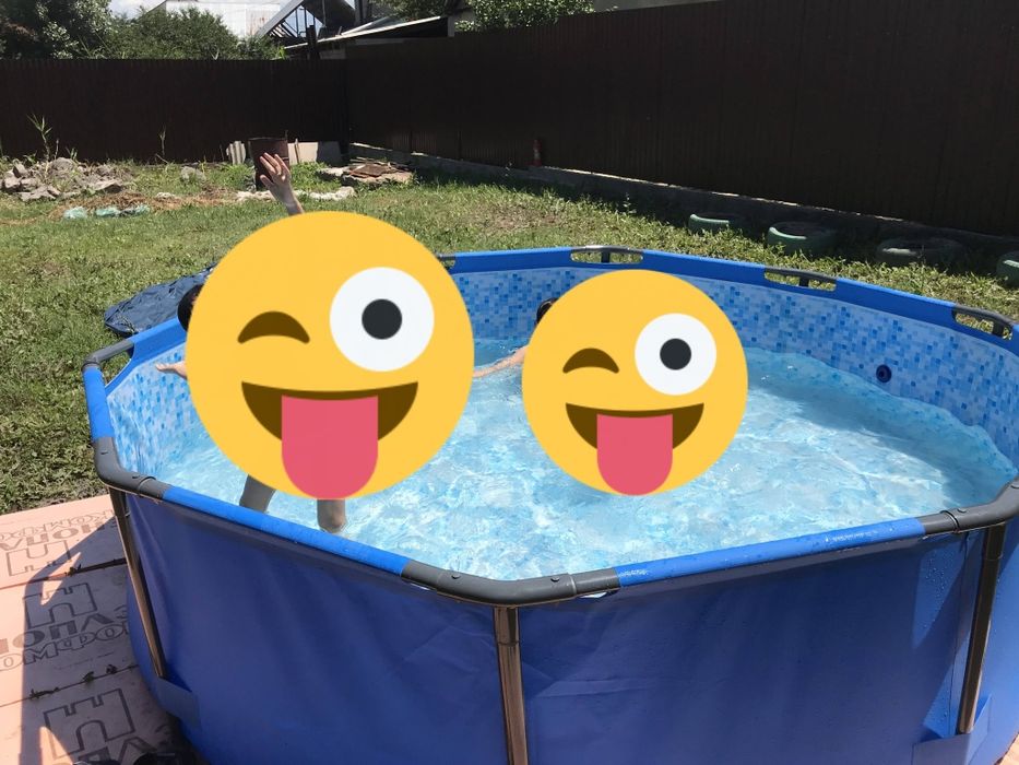 Продам басеен каркасный