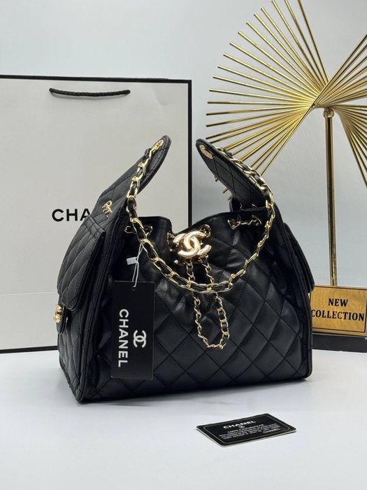 Geanta Chanel noua !!! Dimensiuni 27/22 !!!