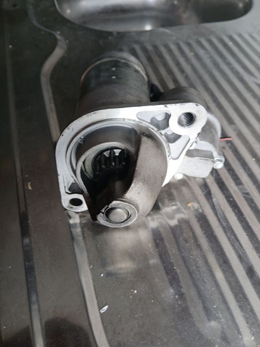 Стартер  за опел Астра G 1.7дти 2002г