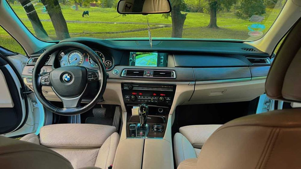 Vand masina BMW seria 7