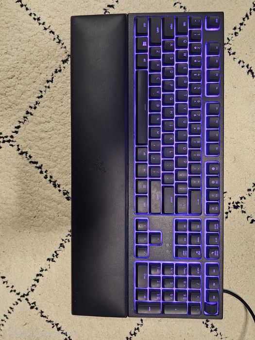 Boxe și tastatura Gaming