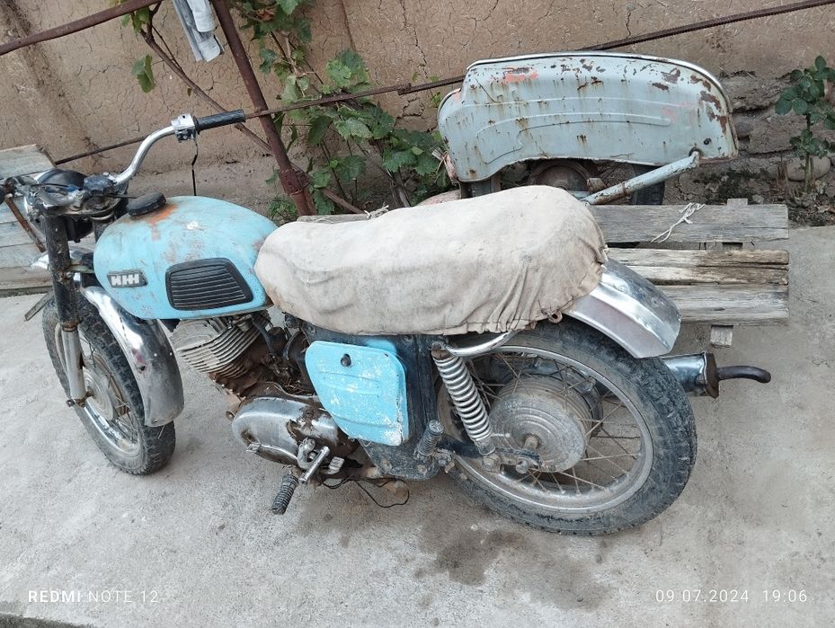 Мотоцикл ИЖ планета-4