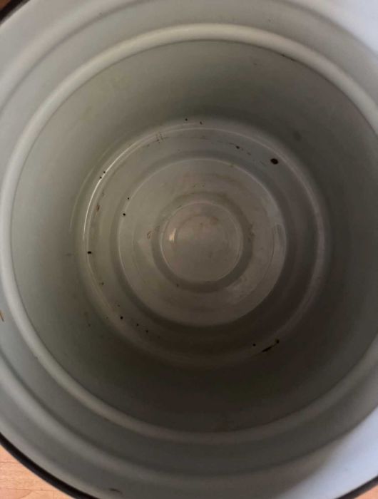 Продам эмалированные кастрюли