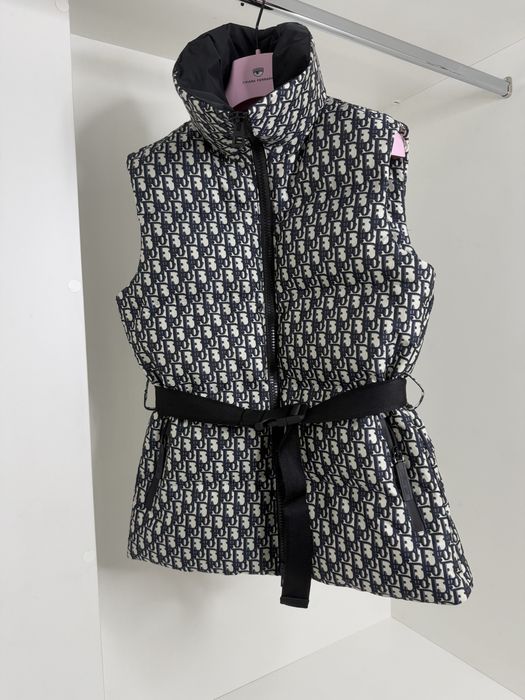 Продам жилет премиум качества