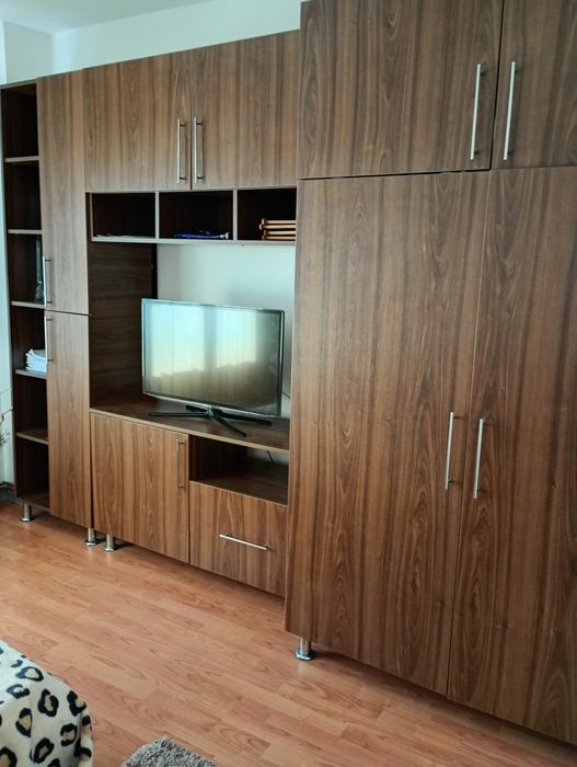 Caut colegă apartament