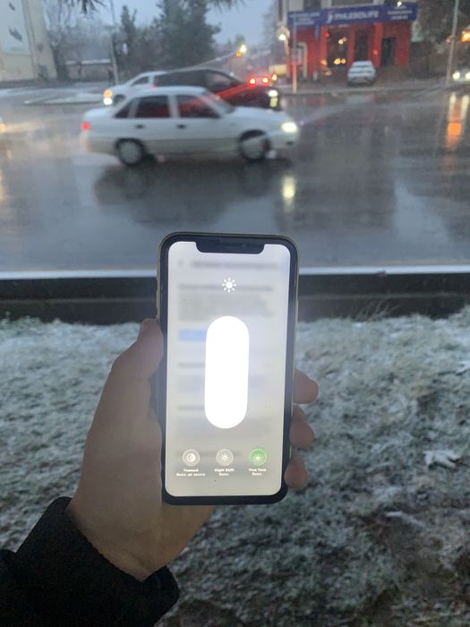 Iphone 11 srochna sotladi pul zarur