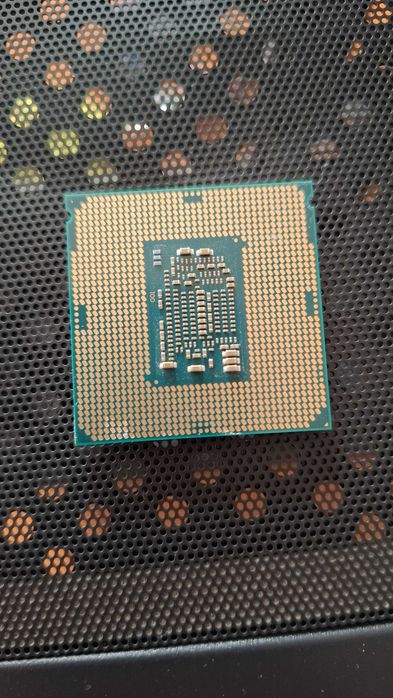 Intel Core I3 8100