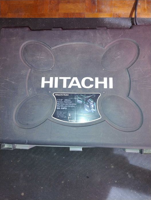 DH 28 PD HITACHI rotopercutor SDS- plus, 3,5 J, cu aspirator praf