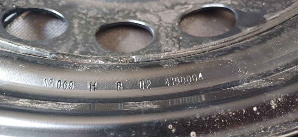 Резервна гума Патерицаца за Ауди