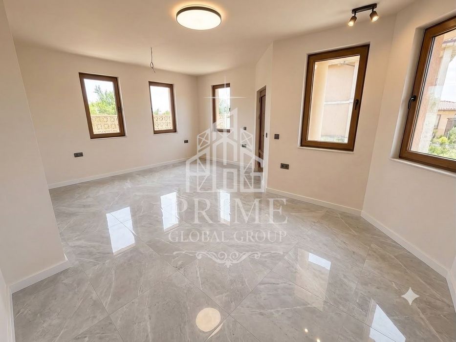 Продава се Къща в Поморие - 192 кв.м за 1459 €/кв.м - Снимка #7