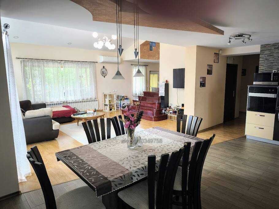 Продава се Къща в с. Брестник, Област Пловдив - 280 кв.м за 1536 €/кв.м - Снимка #2