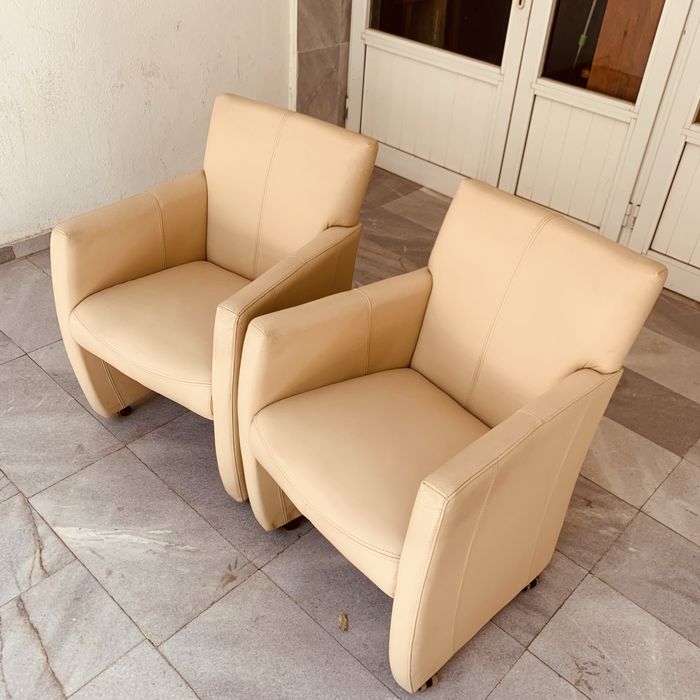 Комплект 2 кожени кресла от естествена кожа – модерен стил