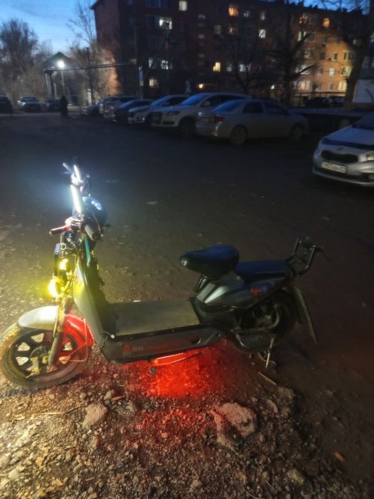 Продам ск8 про мах