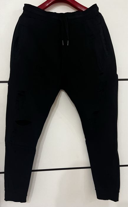 Штаны Zara, стиль рваный