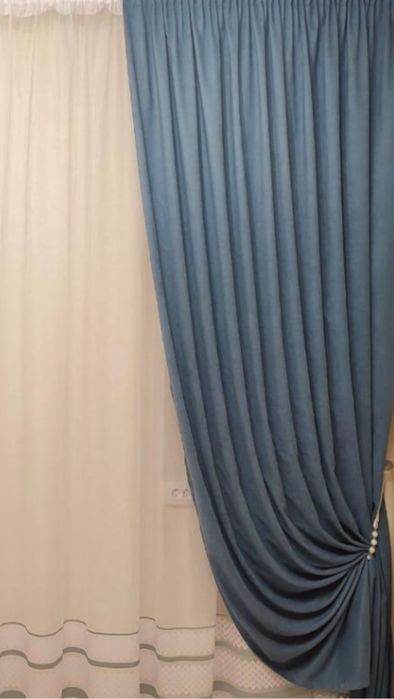 Продам шторы 2 шт