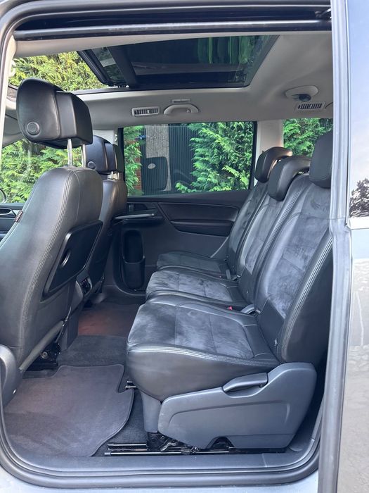 Volkswagen Sharan 2.0 TDI - DSG (automat)/7 LOCURI/Panorama/Alcantara/LED/Xenon/HIGHLINE