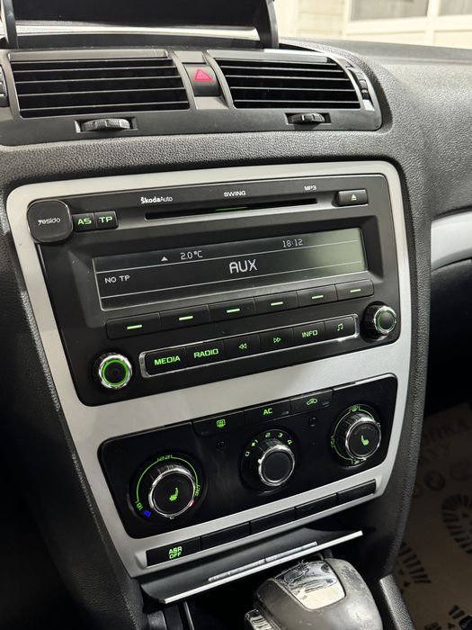 Шкода Октавия 1.6 MPI