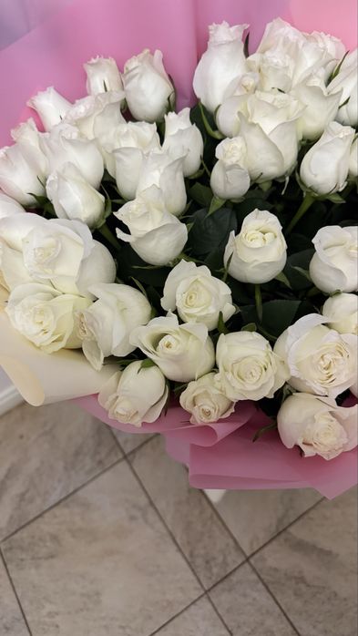 Свежие цветы 51 шт розы